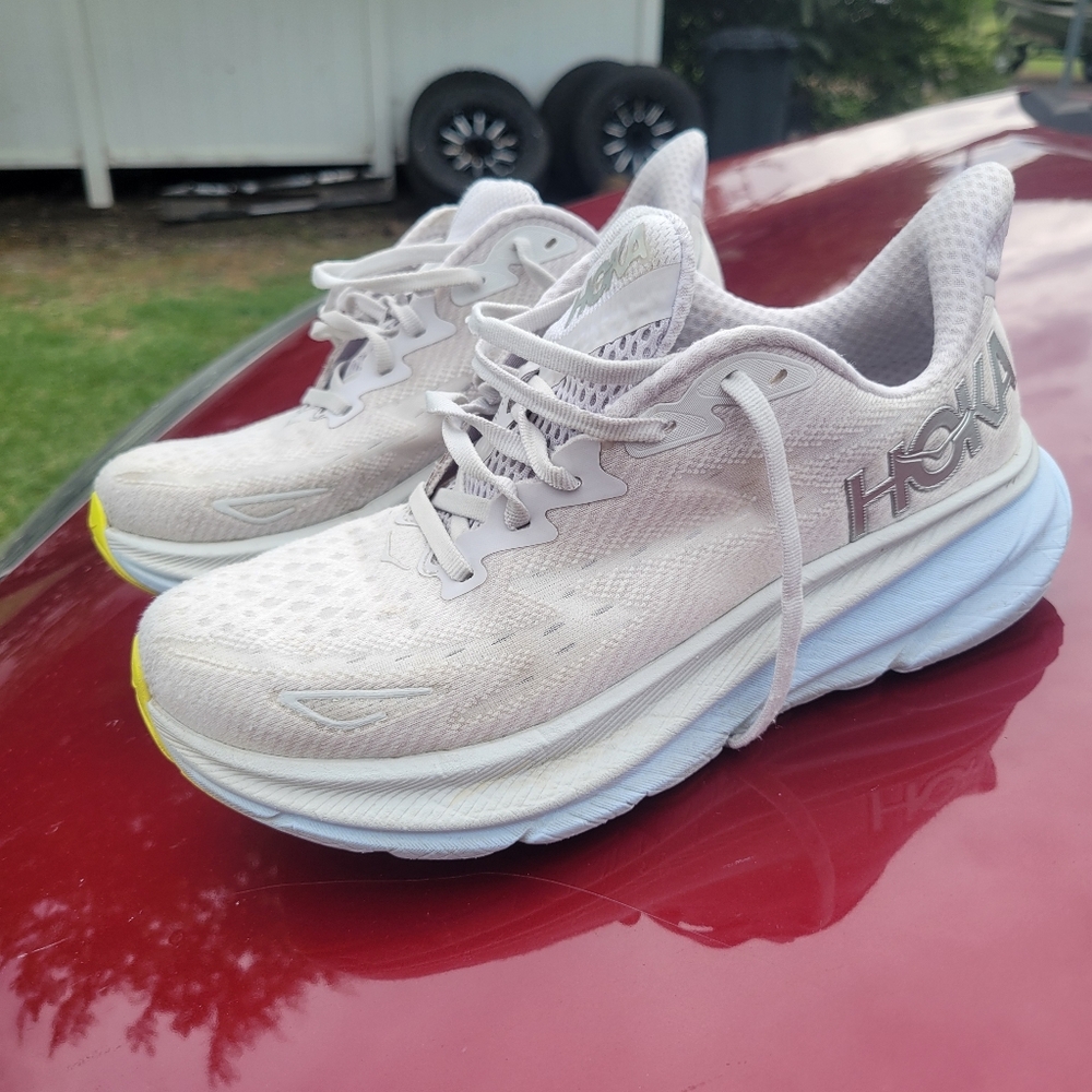 Hoka tennis shoe